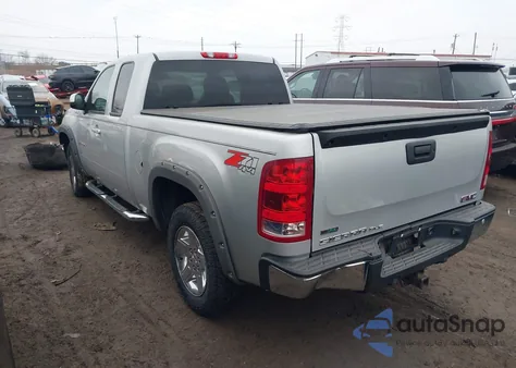 2010 GMC Sierra 1500 Sle z USA, uszkodzony, nr VIN 1GTSKVE38AZ157663